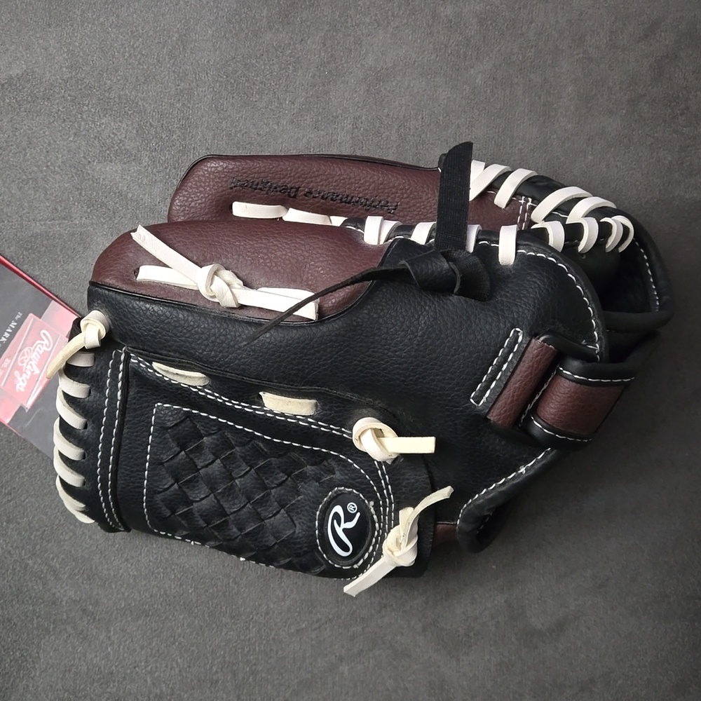 Rawlings baseball glove